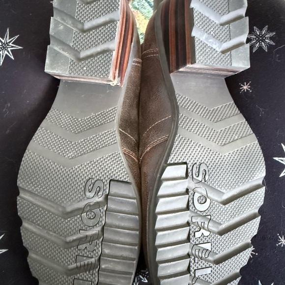 Sorel lace up brown leather boots size 11 - Picture 4 of 5